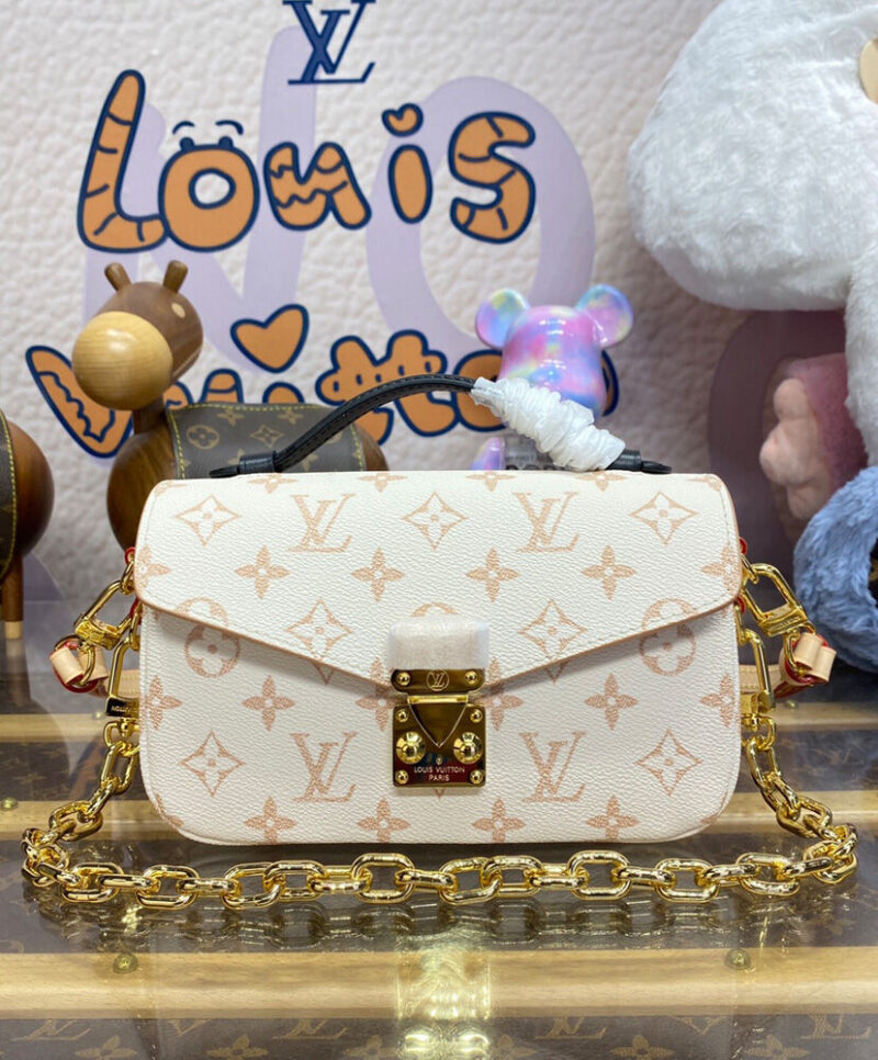 Louis Vuitton Pochette Metis East West M46914 Cream